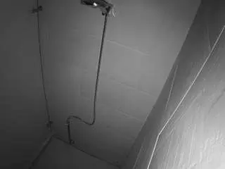 Camsoda Private Sex Chat of voyeurcam-jb-shower-1