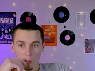 Camsoda Watch Live Sex Cams of soren-blaze