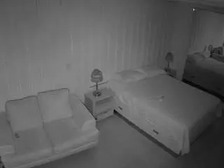 Camsoda Nude Webcam of voyeurcam-casa-salsa-bedroom-5