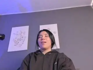 emmywilliams from camsoda