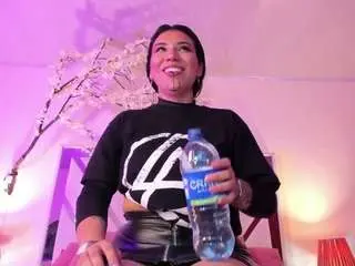 Camsoda Free Live Porn of emmywilliams