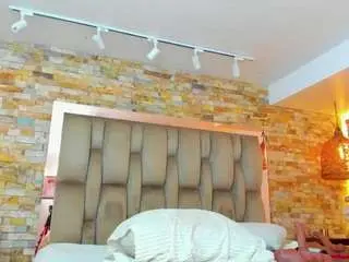 Camsoda Watch Live Sex Cams of karla-dunn