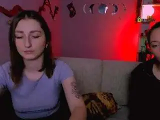 Camsoda Sex Cam of bella-cute1