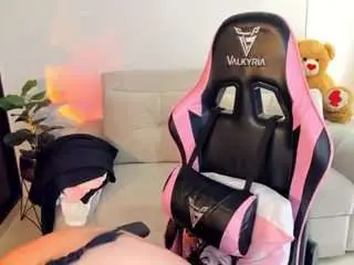 Camsoda Nude Webcam of eva-lee18