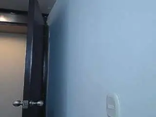 emerald00 from camsoda