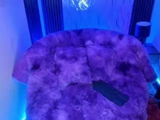 Camsoda Sex Cam of lunavelvetiller