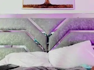 Camsoda Adult Webcam of slut-milf