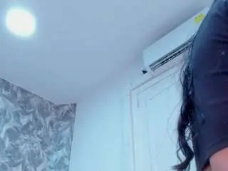 Camsoda Free Live Porn of maleja-sexyx