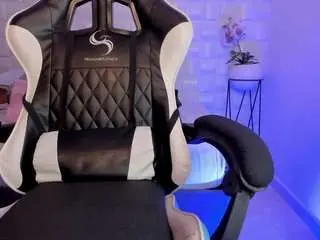 antonella-lovee from camsoda