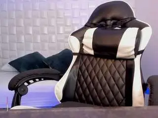 Camsoda Free Live Porn of antonella-lovee