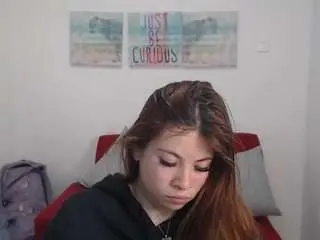 Camsoda Adult Webcams of scarlet-redhead