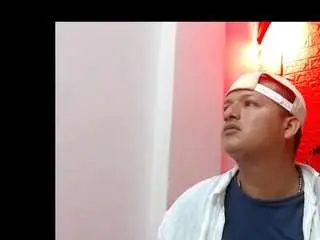 Camsoda Free Porn Cam of thecatsweet833