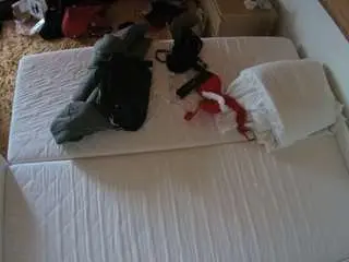 Camsoda Live Sex of voyeurcam-julmodels-whitebed-3