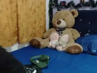 Camsoda Nude Webcam of angelique-klane