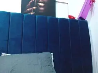 Camsoda Adult Video Chat of violet-wish