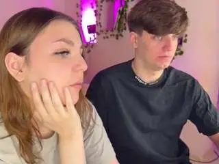 Camsoda Watch Live Sex Cams of sofi-adrean