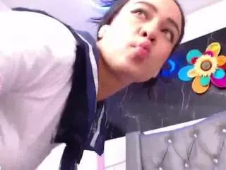 Camsoda Best Webcam of lila-gummy