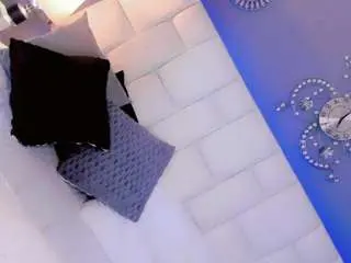 Camsoda Watch Live Sex Cams of naughty-sexy-girrl