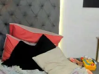 Camsoda Free Porn Cam of nahiroby-ebony