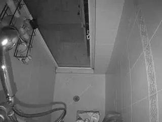 Camsoda Free Live Porn of voyeurcam-baileybase-shower