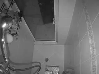 Camsoda Private Sex Chat of voyeurcam-baileybase-shower