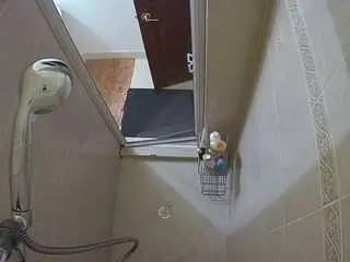 Camsoda Adult Webcam of voyeurcam-baileybase-shower