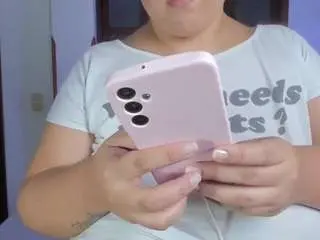 Camsoda Sex Cam of iris-torrez