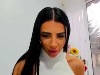 Camsoda Nude Webcam of britneycharm