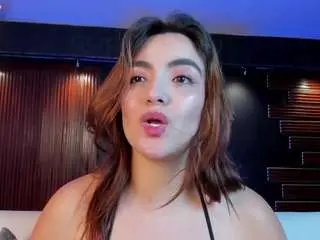 Camsoda Free Live Porn of isabellaa-joness