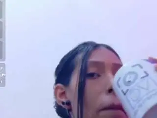 Camsoda Live Porn of hot-littlechill