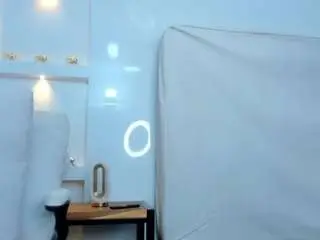 Camsoda Free Live Porn of zenda-evans