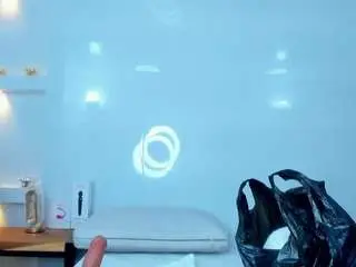 Camsoda Sex Cam of zenda-evans