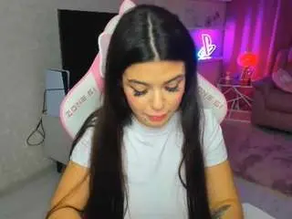 Camsoda Free Porn Cam of snowingwinter