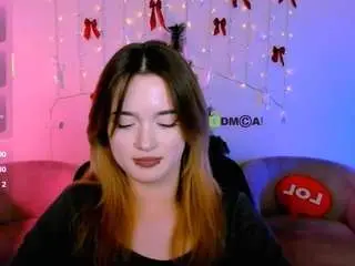 Camsoda Nude Webcam of liana-kisses