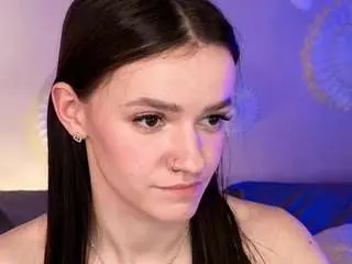 elizzzza from camsoda