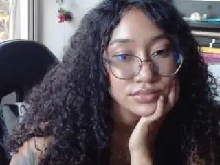 Camsoda Live Sex Cam of clitia-xx