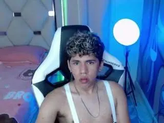 Camsoda Free Porn Cam of bvlgar-guys