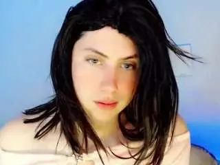 Camsoda Nude Webcam of oxana-novikov