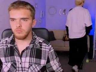 Camsoda Sex Cam of robin-spy