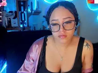 Camsoda Nude Webcam of liz-martins