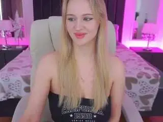 Camsoda Watch Live Sex Cams of lylayeess