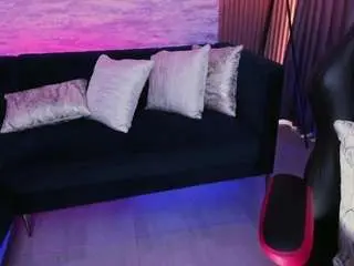 Camsoda Sex Cam of bella-cutte