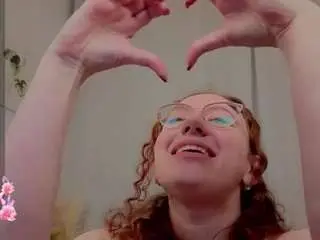 Camsoda Free Porn Cam of elliecoy