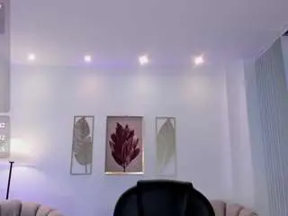 Camsoda Sex Cam of zharaa-fox