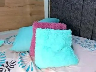 cherryquen from camsoda