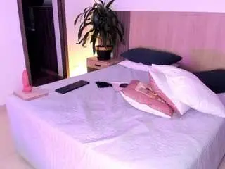 Camsoda Watch Live Sex Cams of rebecacorttez