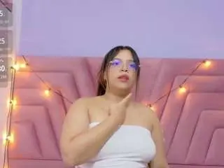 Camsoda Adult Video Chat of innocenthazel