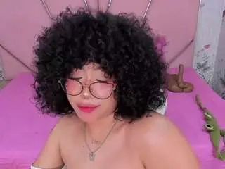 Camsoda Sex Chat of safiro-agata