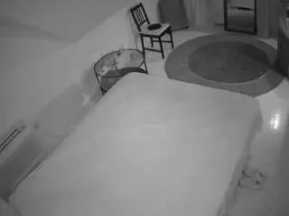 Camsoda Live Porn of voyeurcam-julmodels-whitebed-4