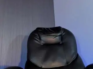 Camsoda Adult Video Chat of emilyy-77